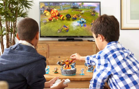 Skylanders-Giants_Lifestyle6