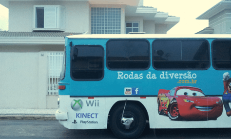 Ônibus com games na sua casa