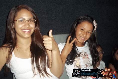 Alegria Meninas Rodas da Diversão