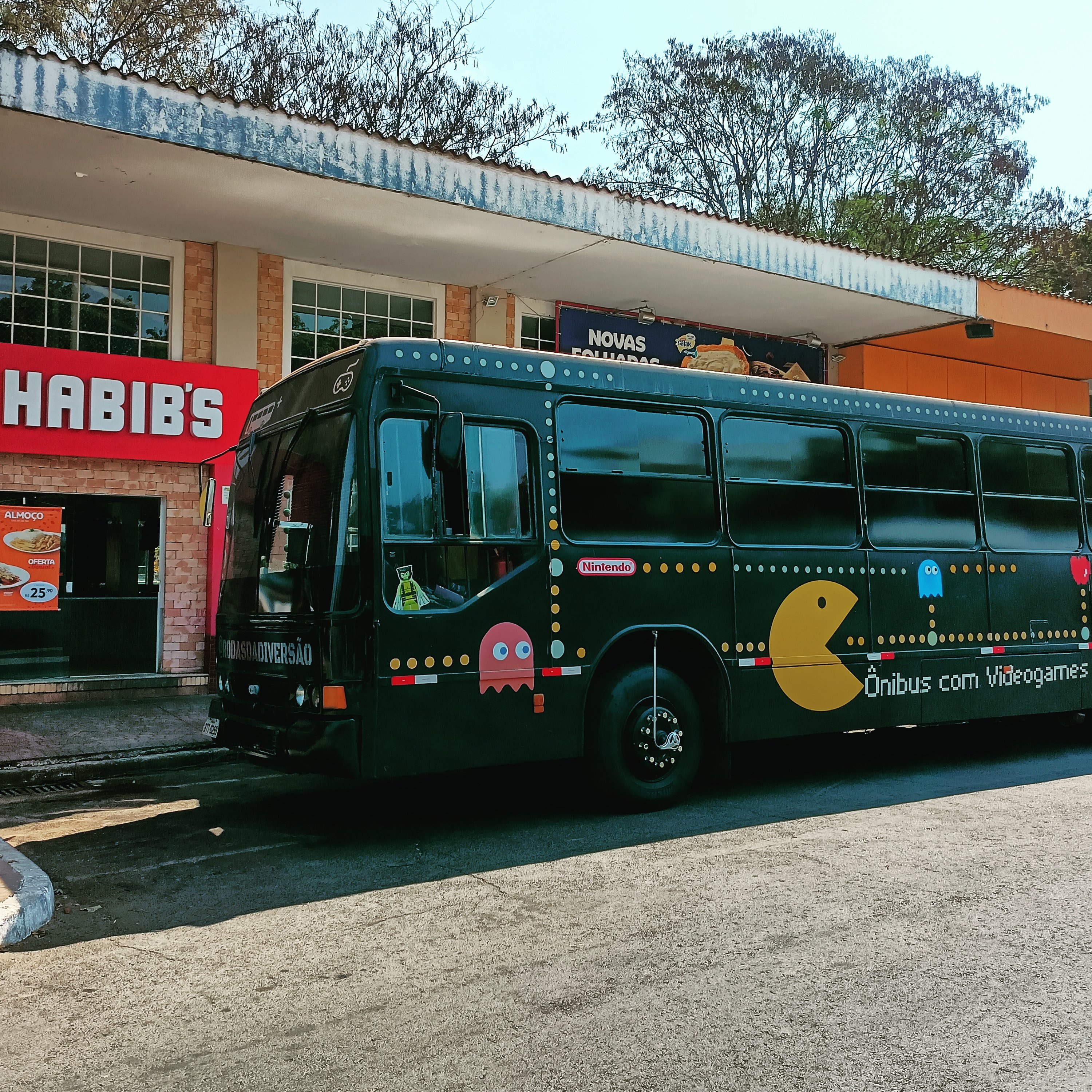 Festa no habibs Asa sul